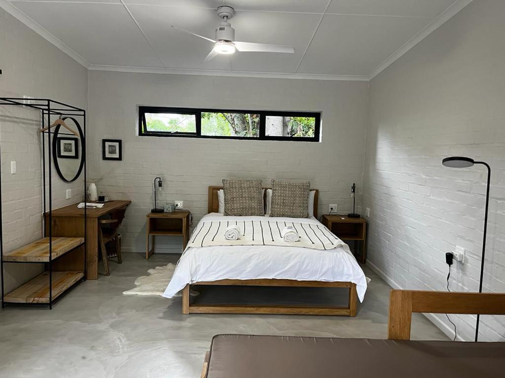 Raw Karoo Guest House Оудсхорн Екстериор снимка